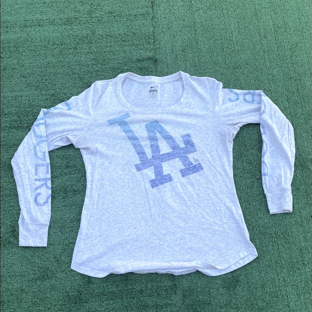 Women’s long sleeve Dodgers T shirt